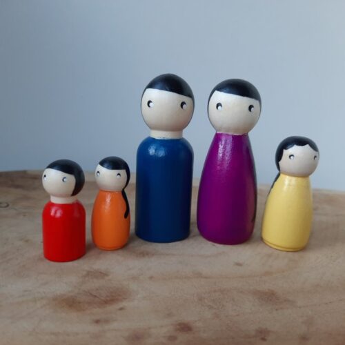 Poppenhuis set regenboog familie